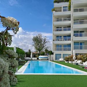 Marina Verde Resort
